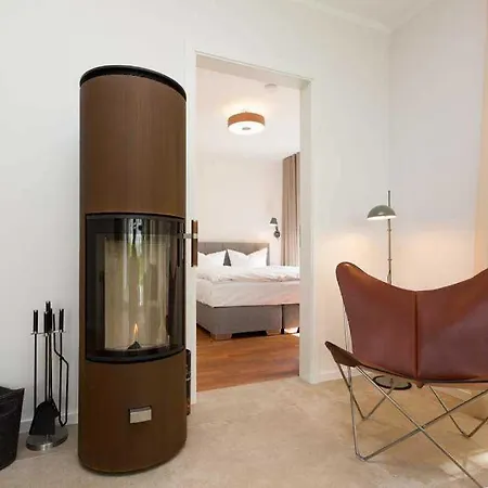 Strandgruen App 03 *