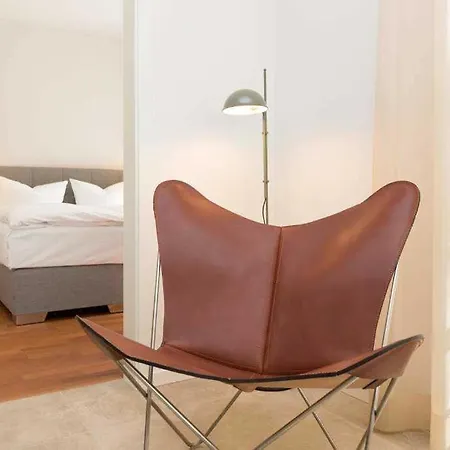 Strandgruen App 03 *