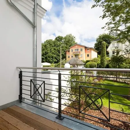 Strandgrün, App. 03 *